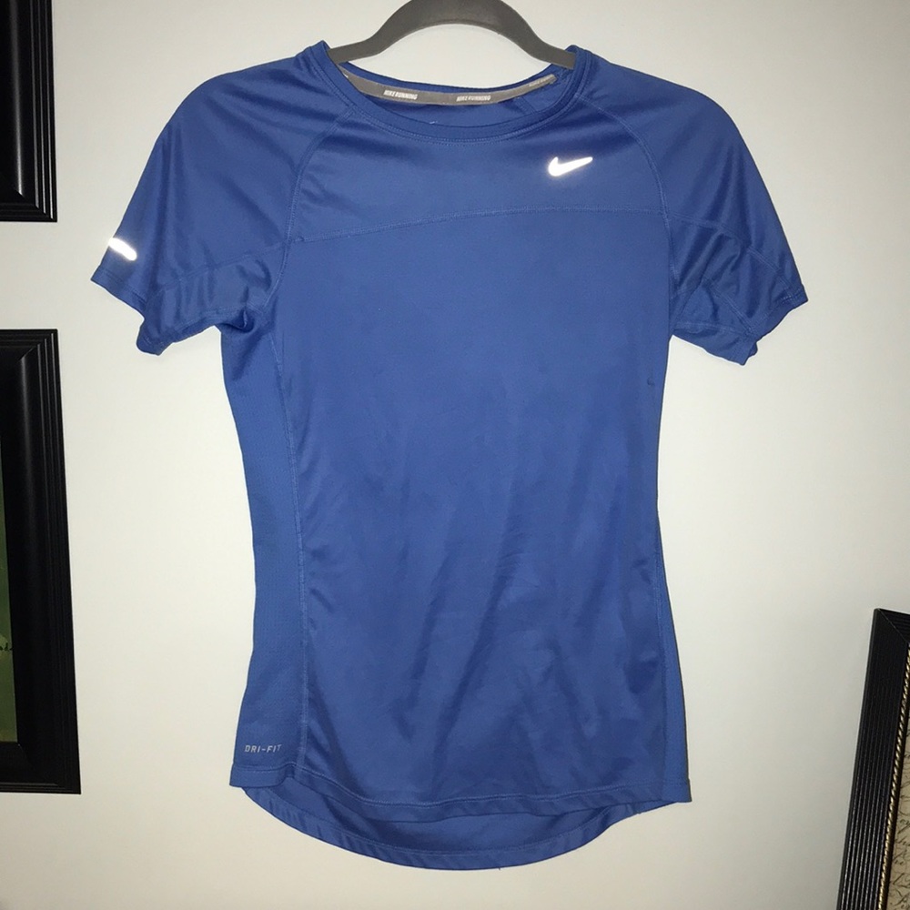 blue shirt